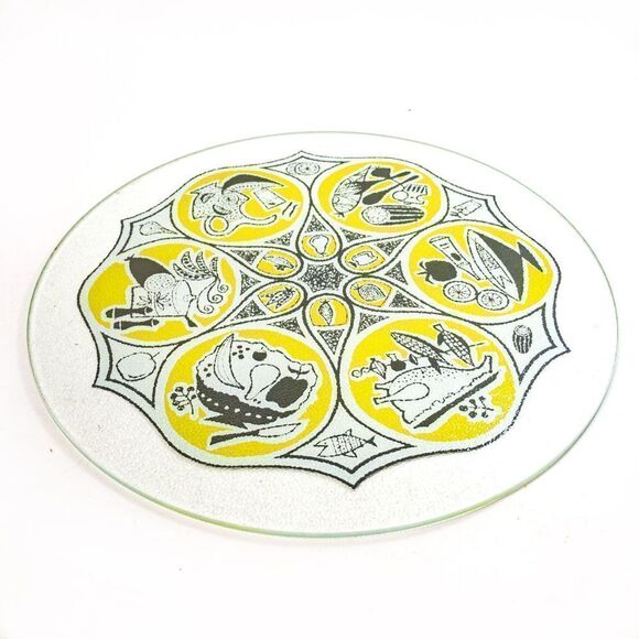 Vintage Retro Graphics Round Glass Cutting Board - Picture 1 of 8